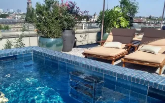 Dachterrasse mit Swimming Pool